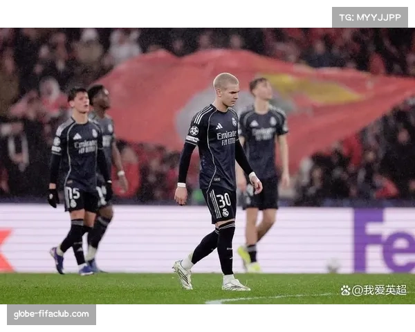 皇马防守组织严密限制本菲卡 客场零封体现战术纪律性 皇马防守组织严密限制本菲卡 客场零封体现战术纪律性